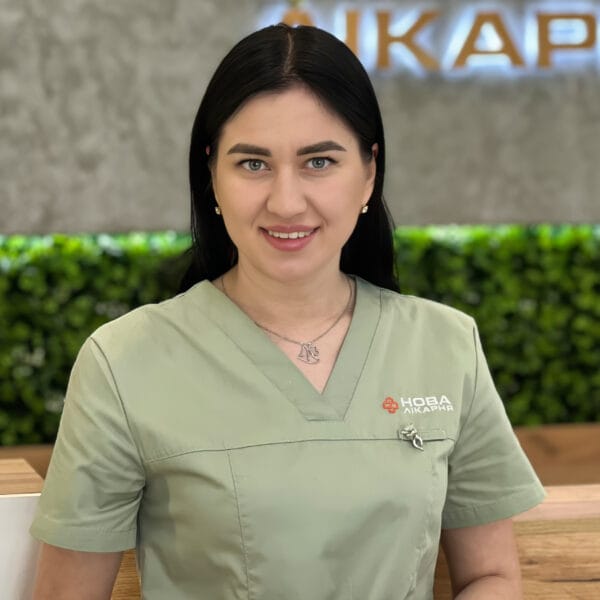 Тазіна Юлія стоматолог дитячий стоматолог терапевт лікування зубів запоріжжя нова лікарня новалікарня