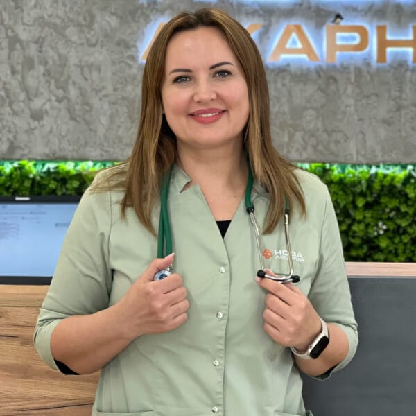 Жейнова сімейний лікар терапевт семейный врач Запоріжжя Запорожье НОВАлікарня НОВА лікарня доктор