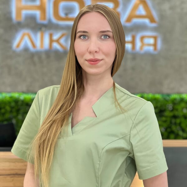 Новікова лікар педіатр Запоріжжя дитячий лікар педиатр Запорожье доктор НОВАлікарня НОВА лікарня вакцинація